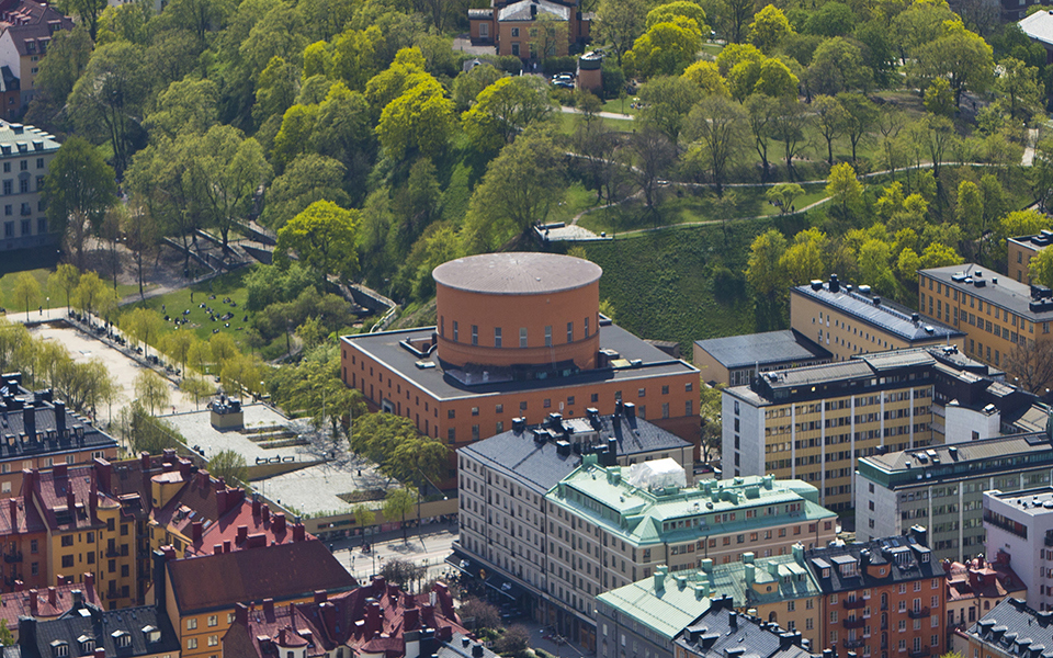 Flygbild över Stadsbiblioteket.
